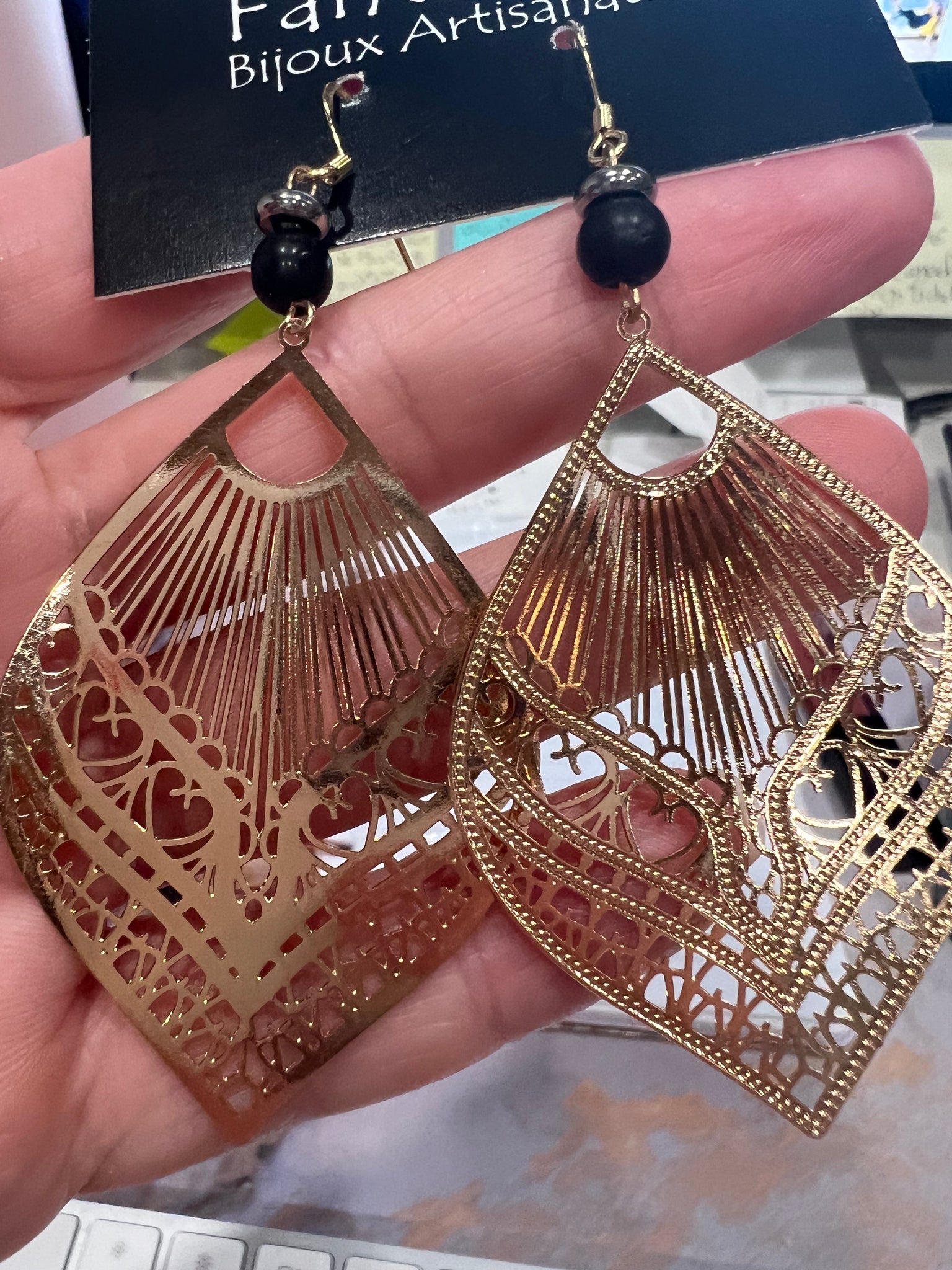 Boucles d'oreilles fleurs or et anneau
